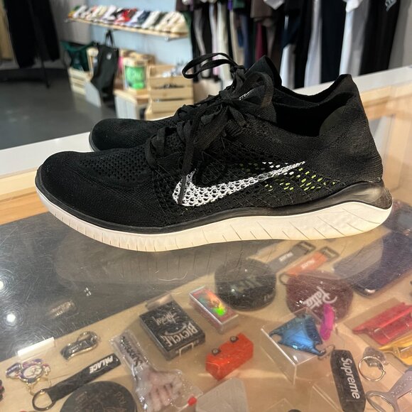 Size 11 • Nike Free RN Flyknit 2018 Black White - Picture 3 of 7